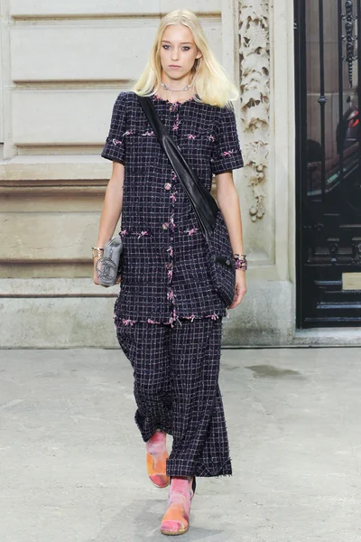 Look 7